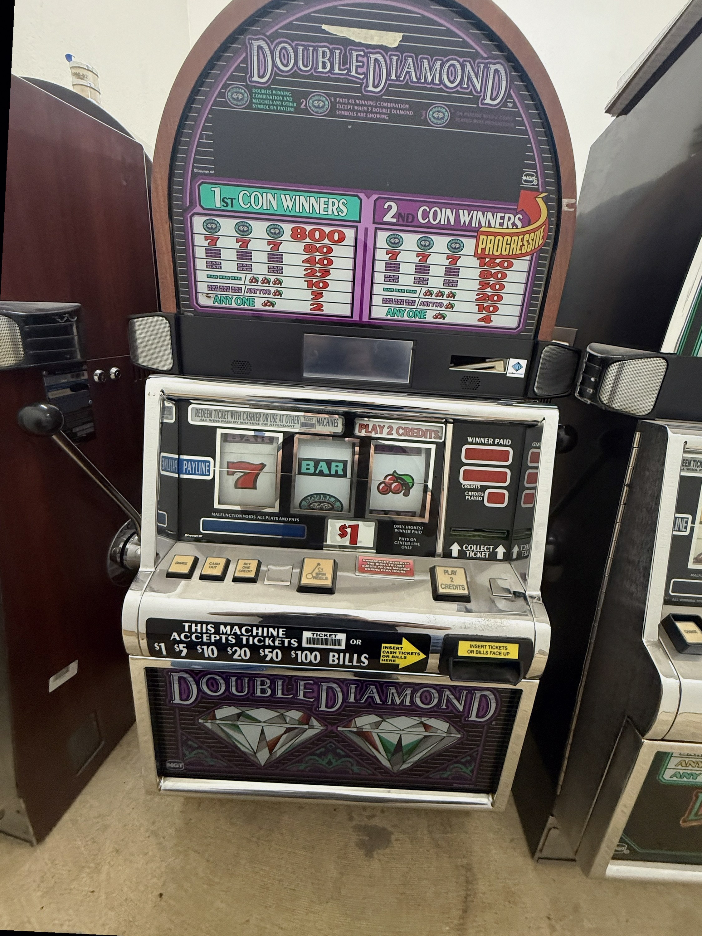 IGT S2000 Double Diamond Classic Spinner